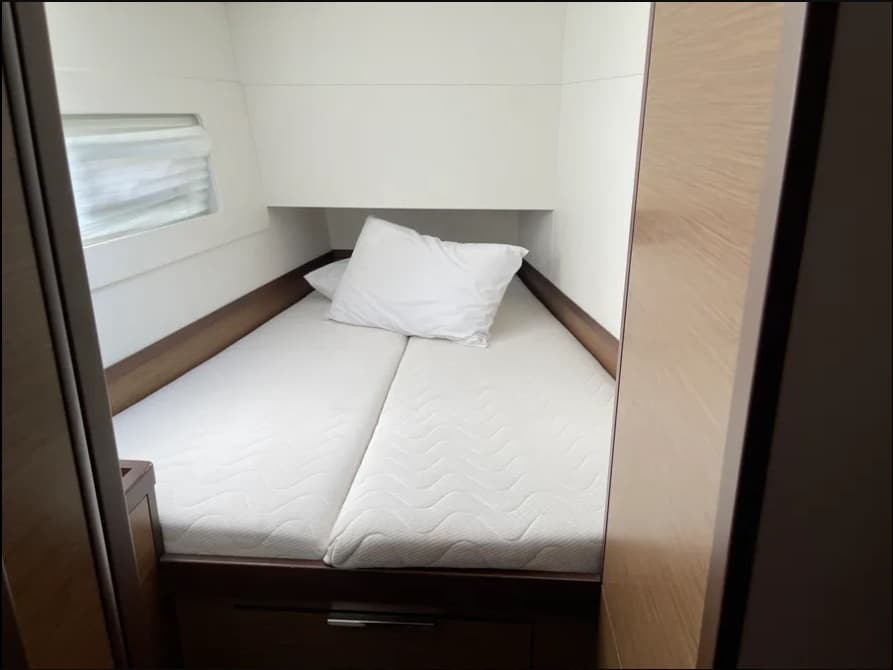 Lagoon 40 - photo 11