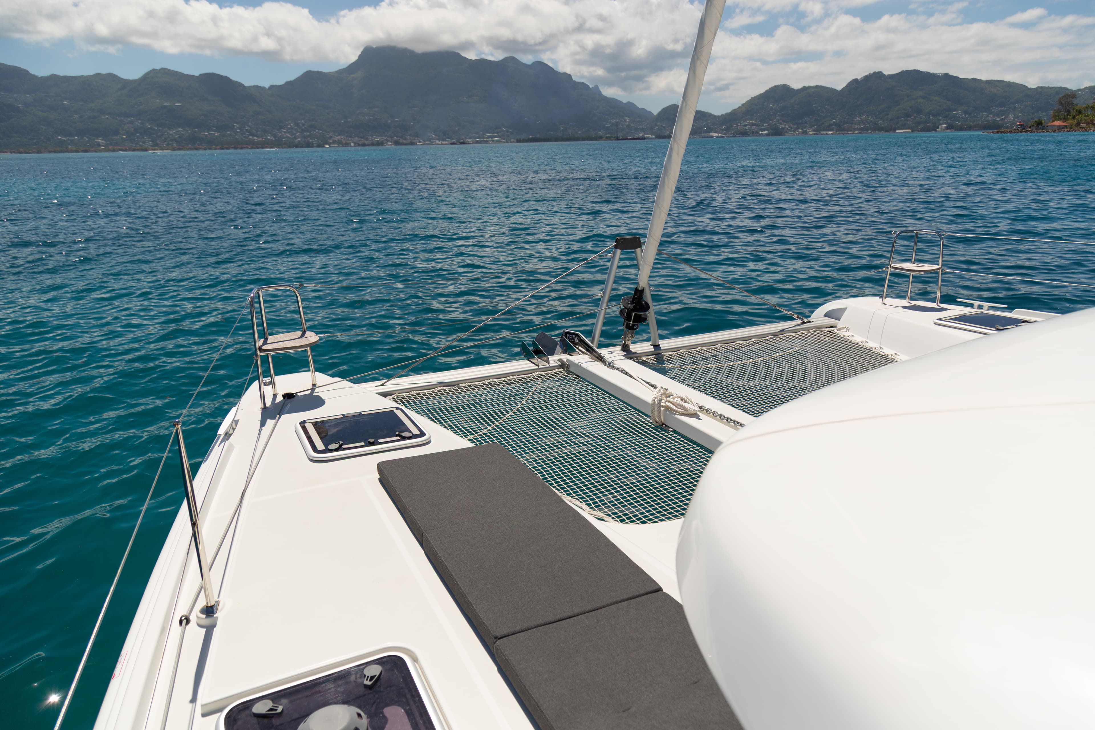 Lagoon 42 - photo 13