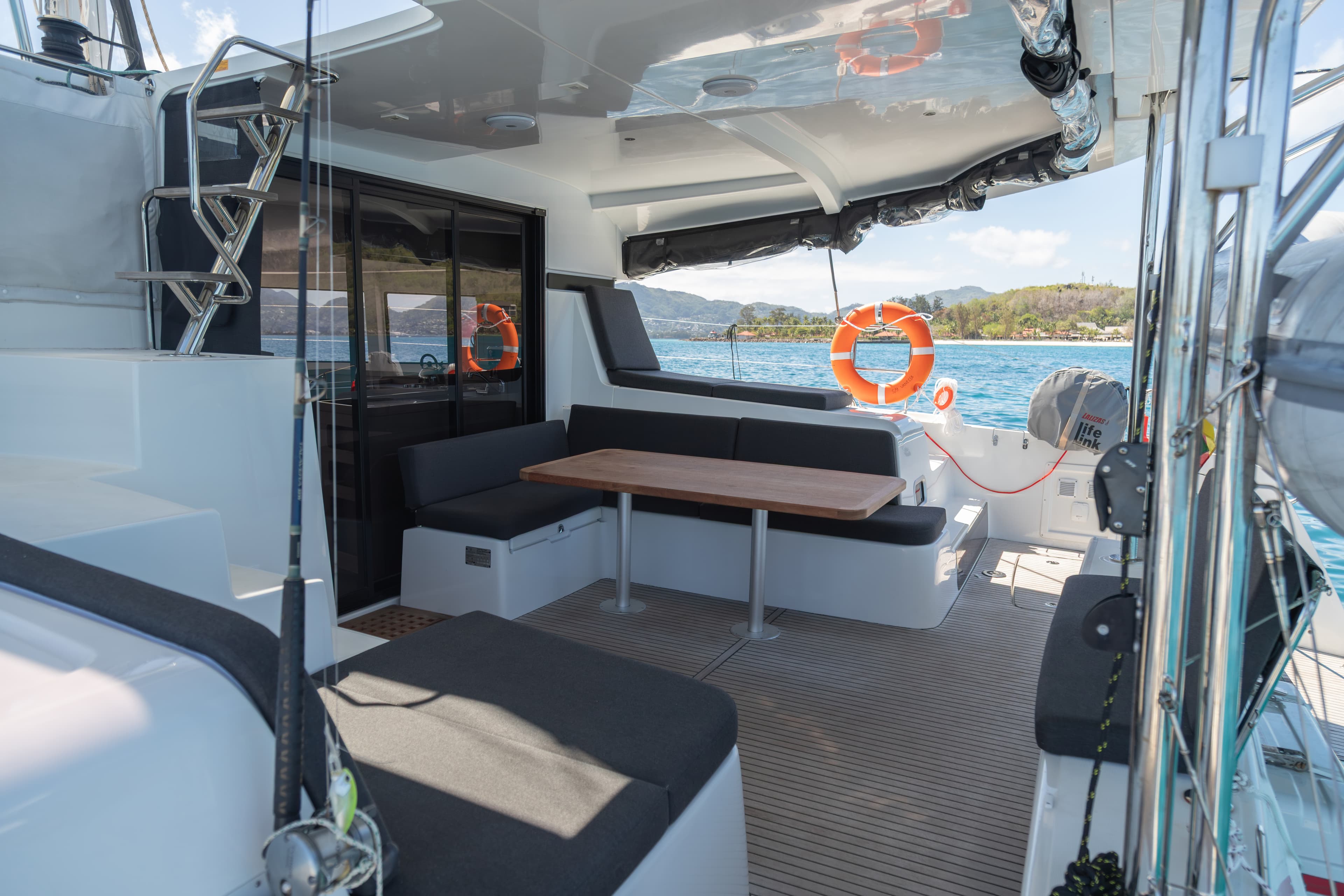 Lagoon 42 - photo 29