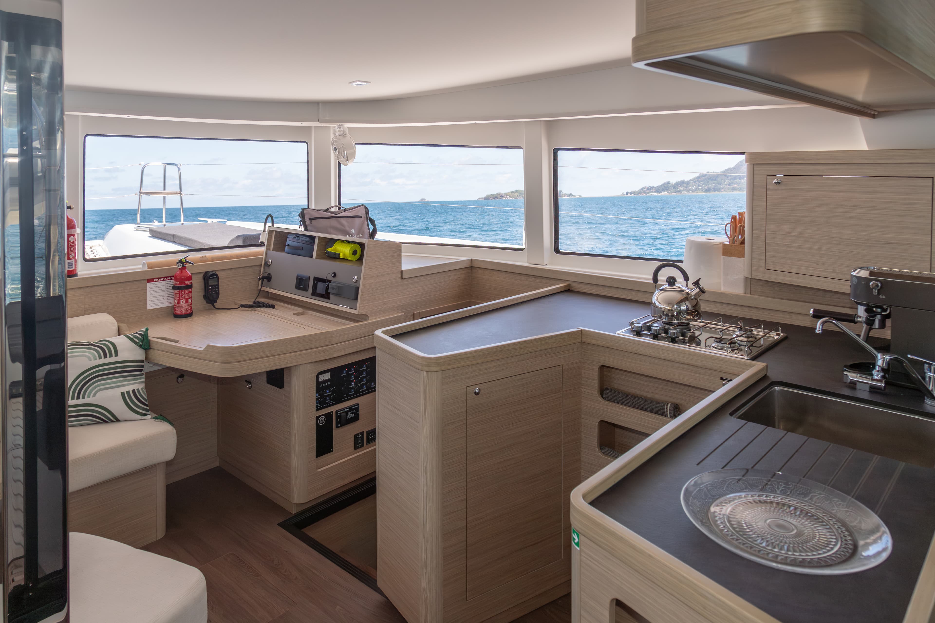 Lagoon 42 - photo 16
