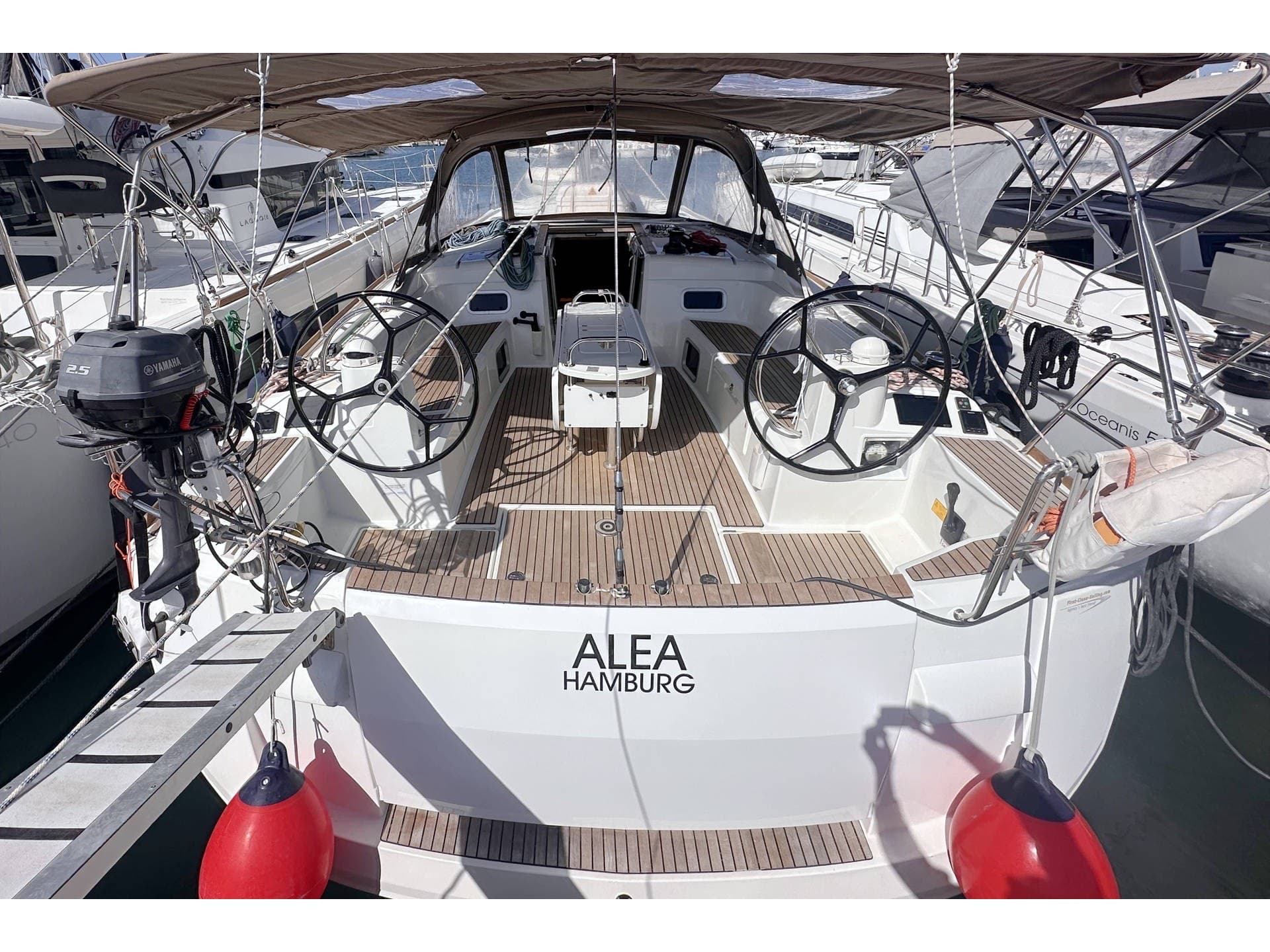 Sun Odyssey 519 - photo 4