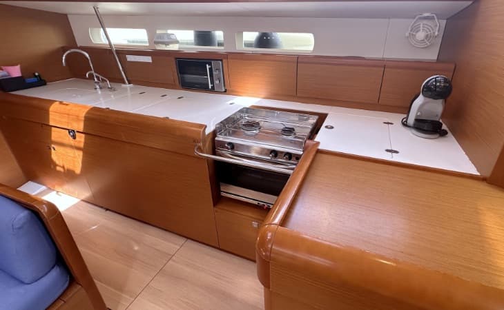 Sun Odyssey 519 - photo 6