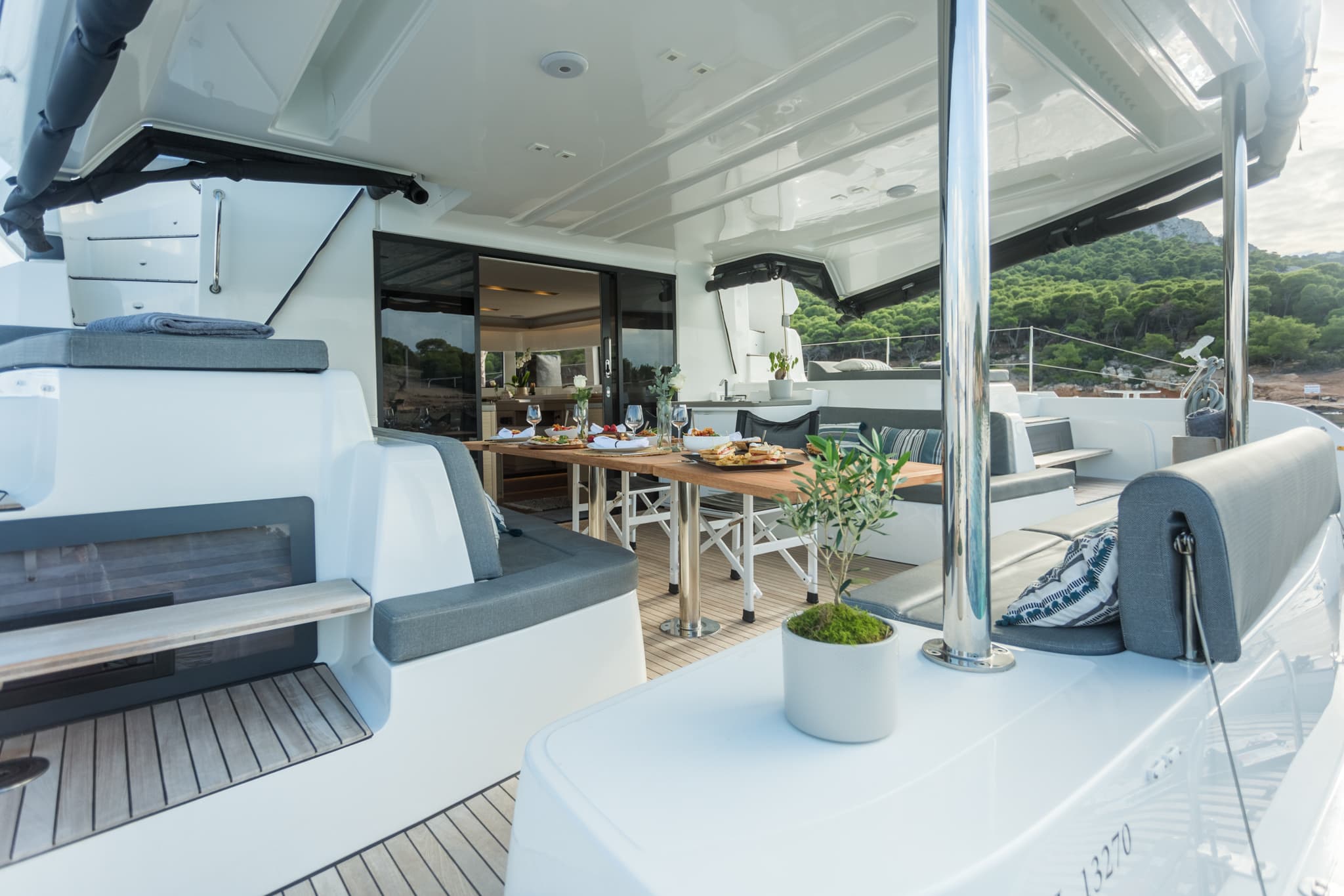 Lagoon 51 - photo 43