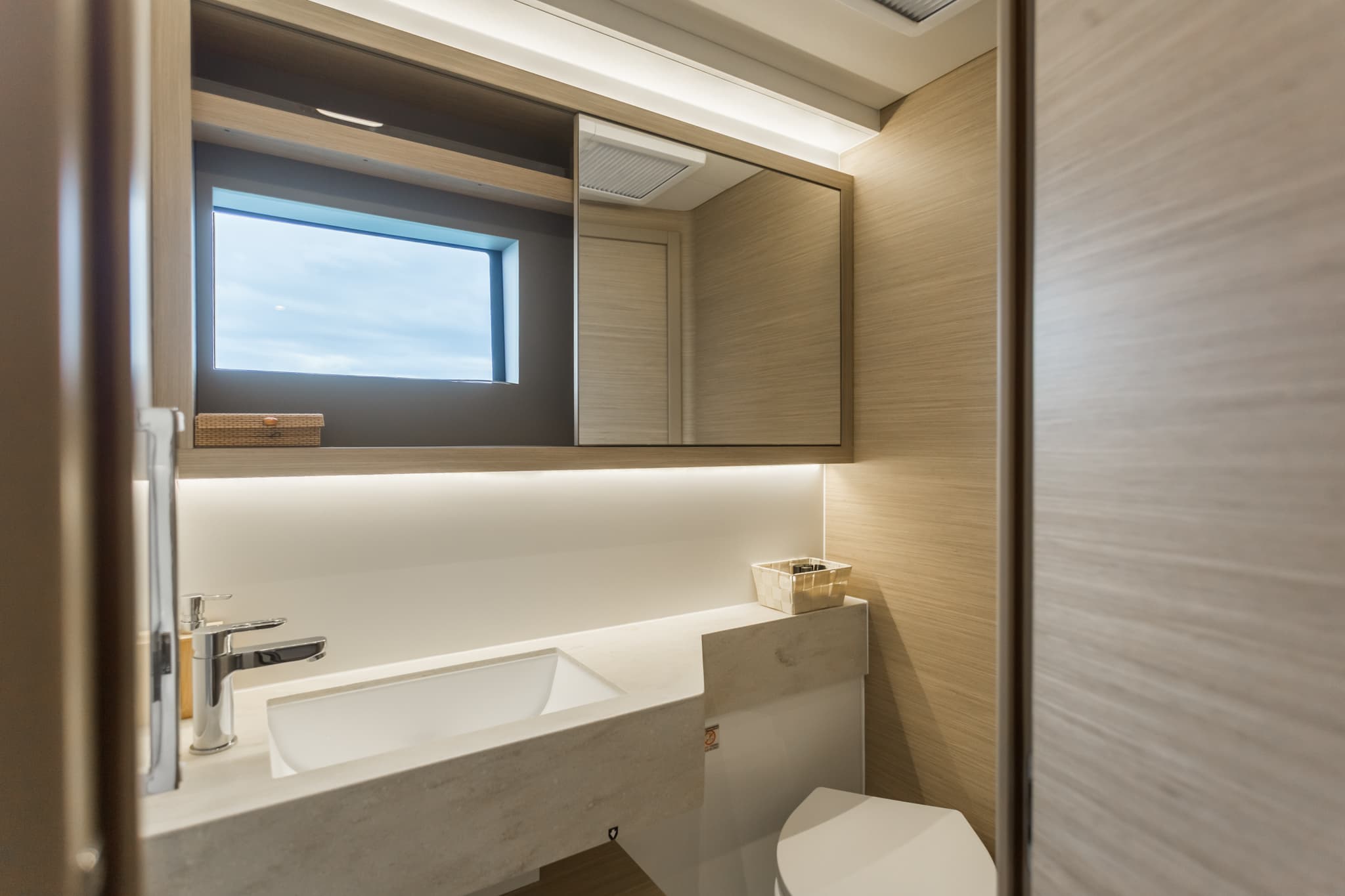 Lagoon 51 - photo 37