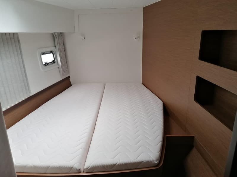 Lagoon 42 - photo 15