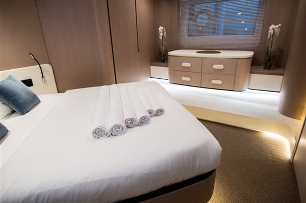 Azimut 55 - photo 33