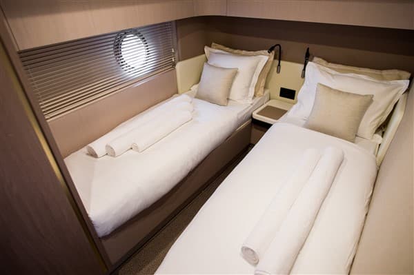 Azimut 55 - photo 44