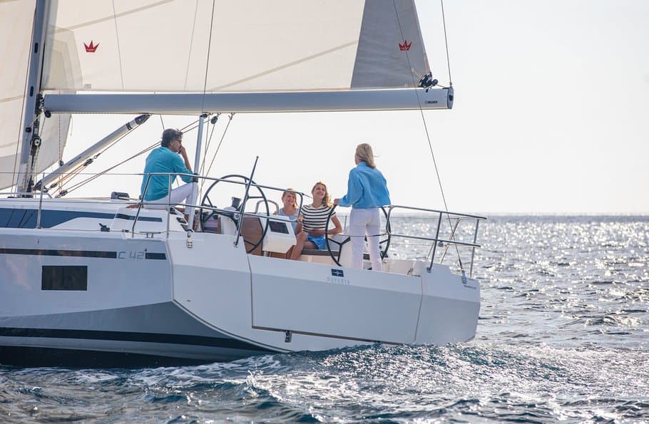 Bavaria C42 - photo 13