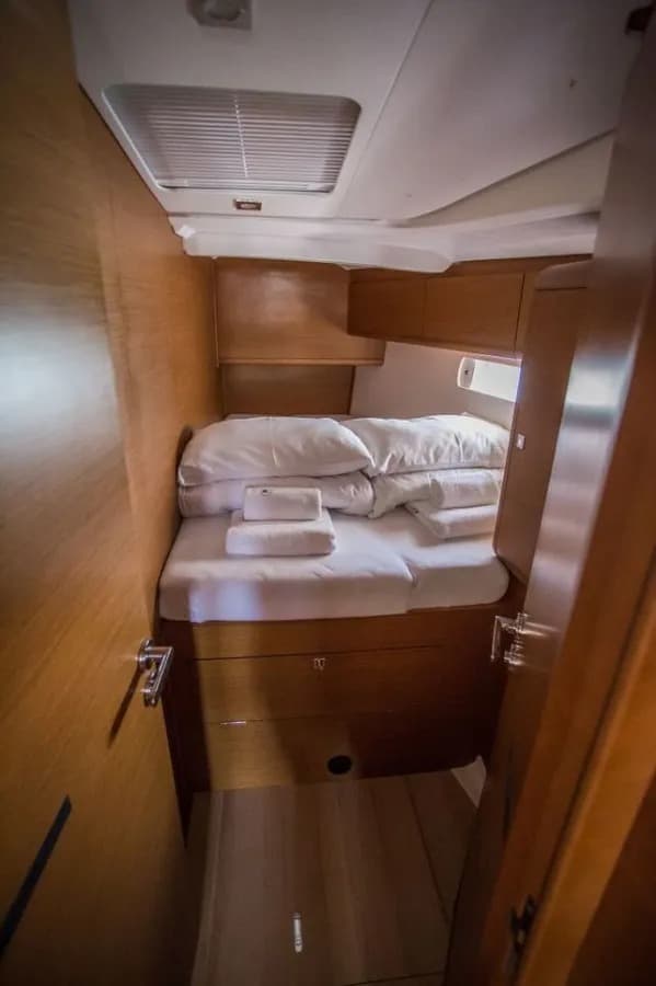 Sun Odyssey 519 - photo 10