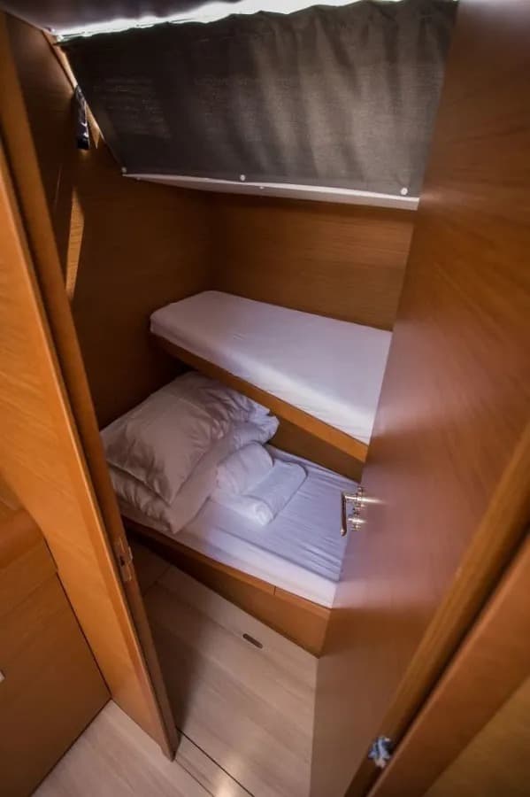 Sun Odyssey 519 - photo 5