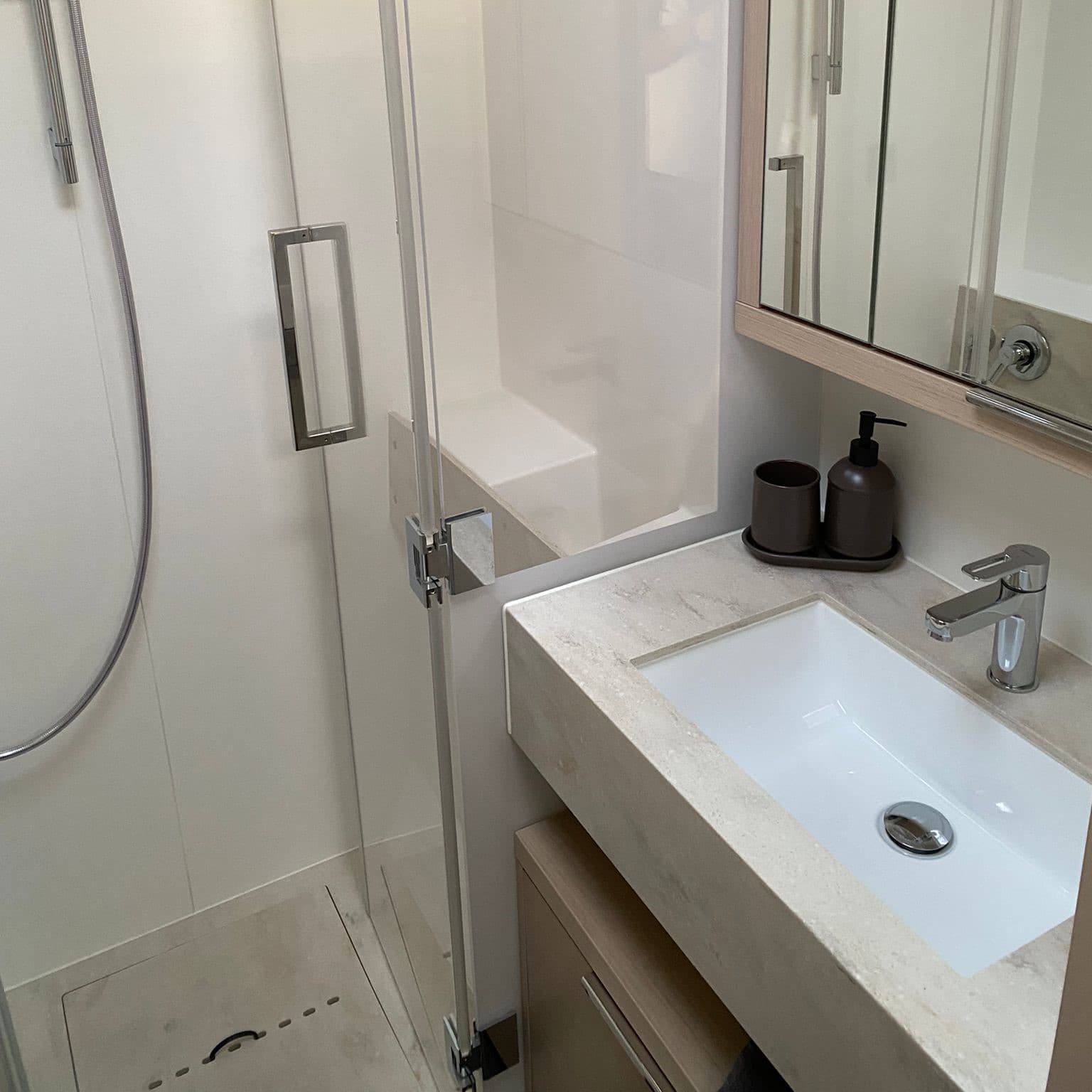 Lagoon 55 - photo 22