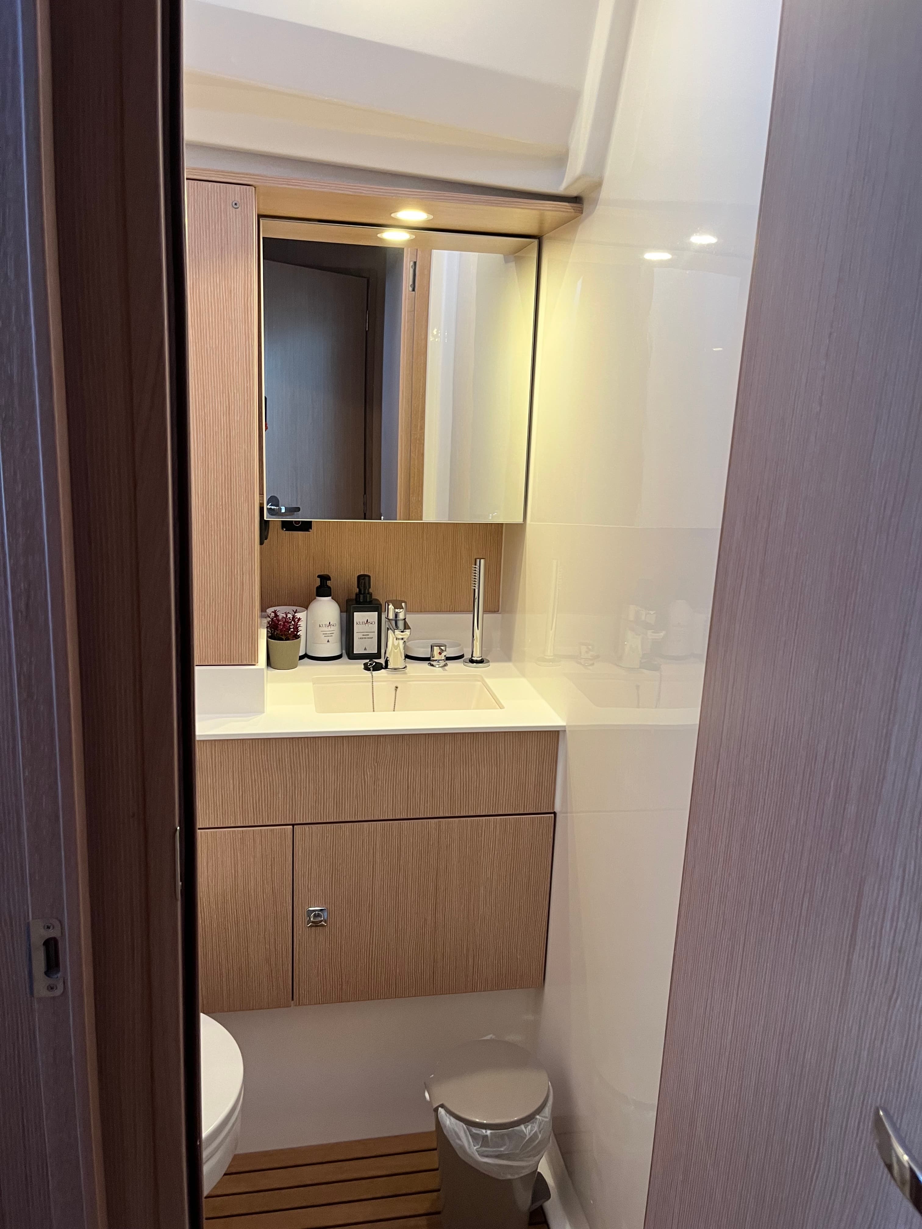 Bavaria C50 - photo 11