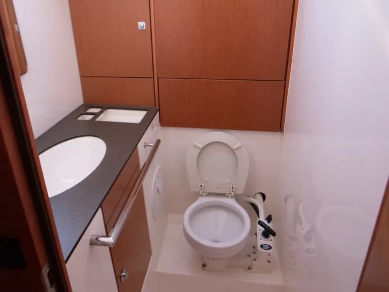 Bavaria 46 Cruiser - photo 4