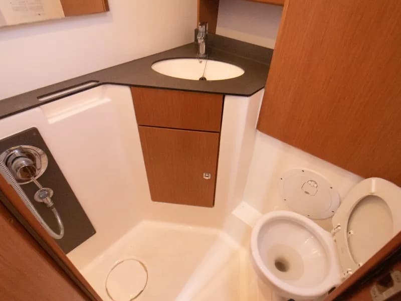 Bavaria 46 Cruiser - photo 7