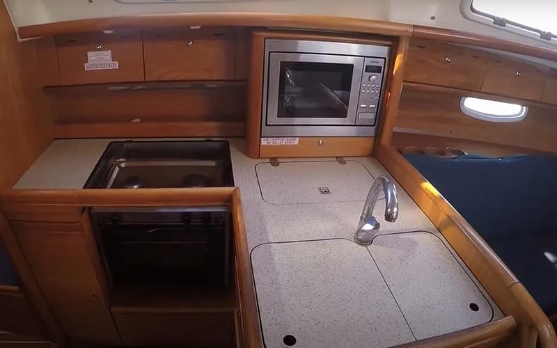 Bavaria 34 - photo 5