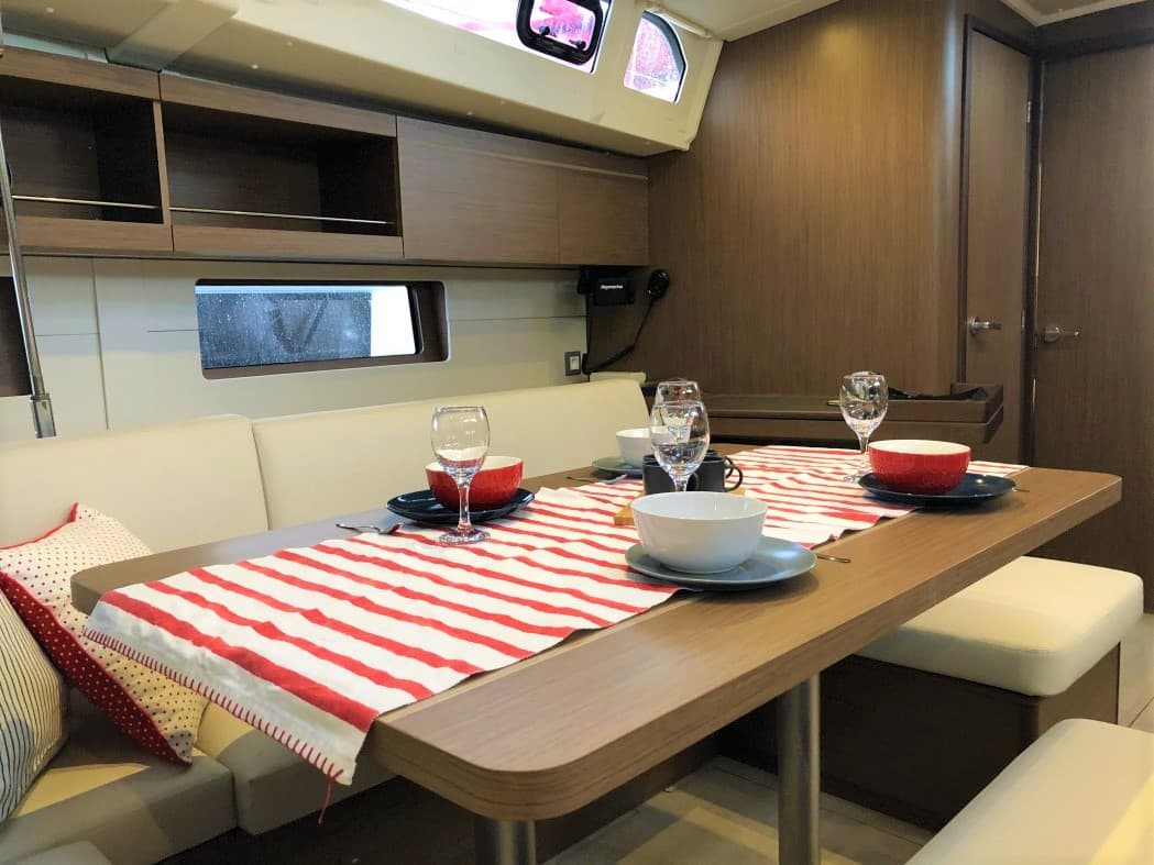 Oceanis 46.1 - photo 6