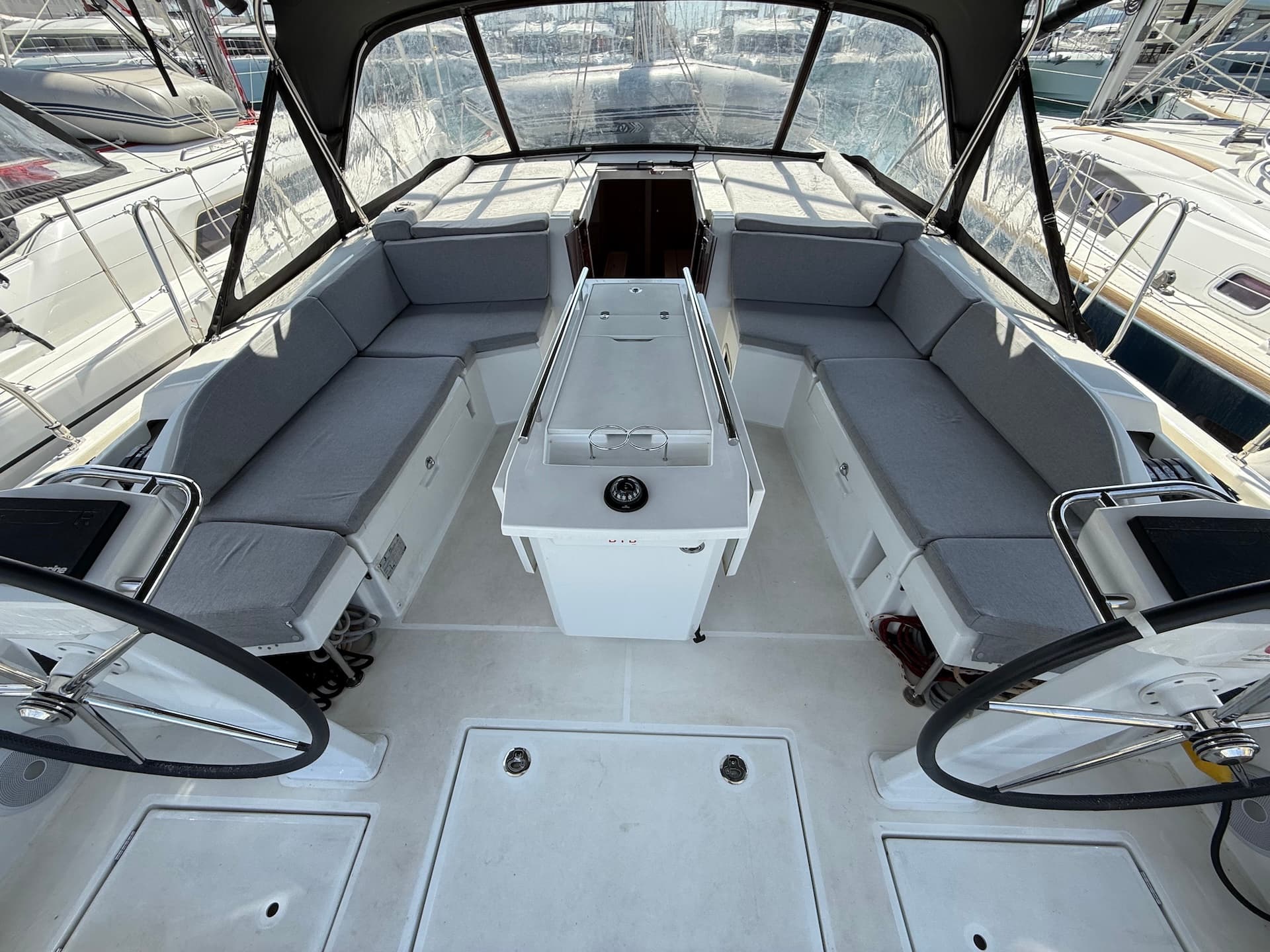 Oceanis 46.1 - photo 7