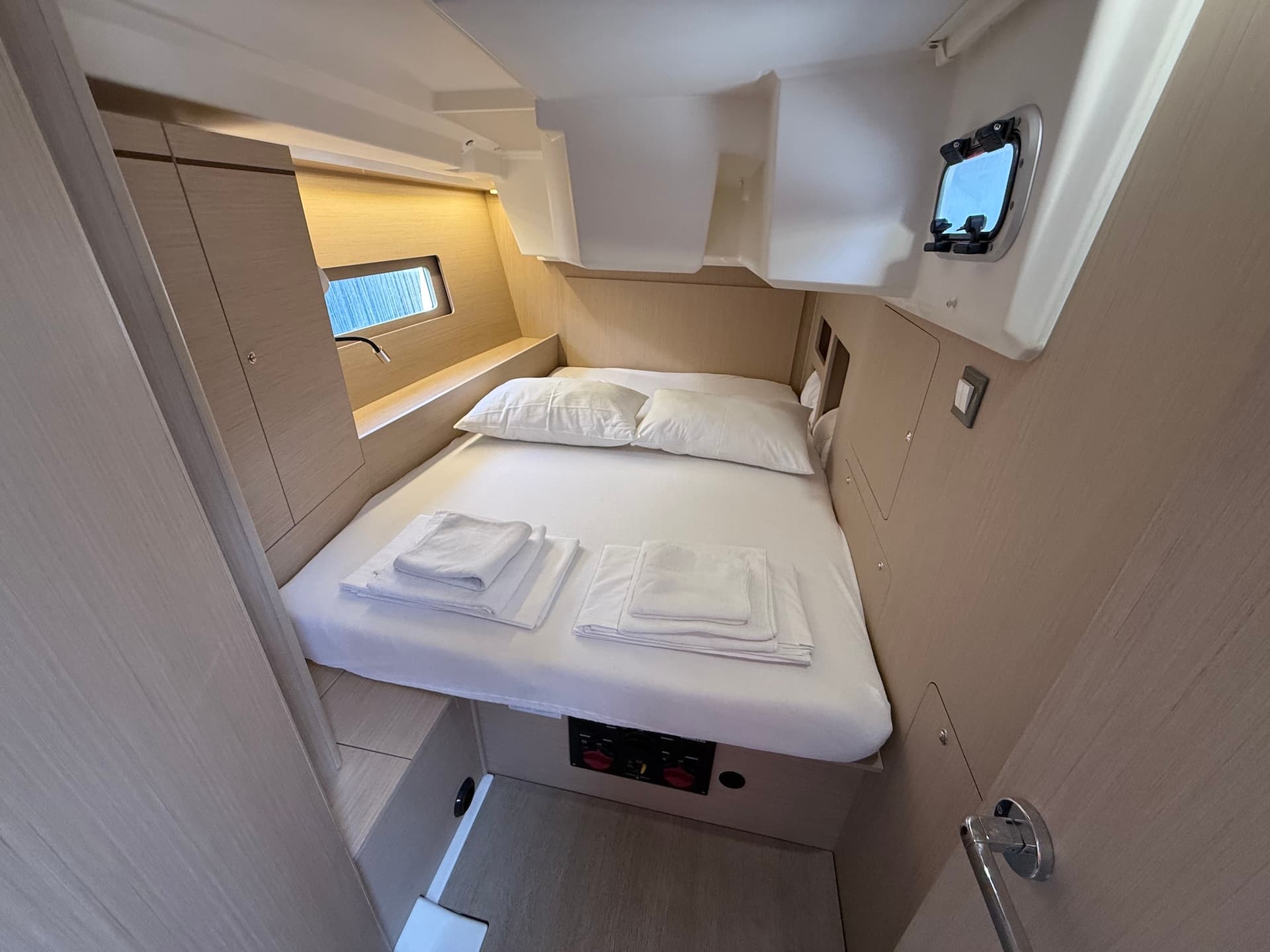 Oceanis 46.1 - photo 16