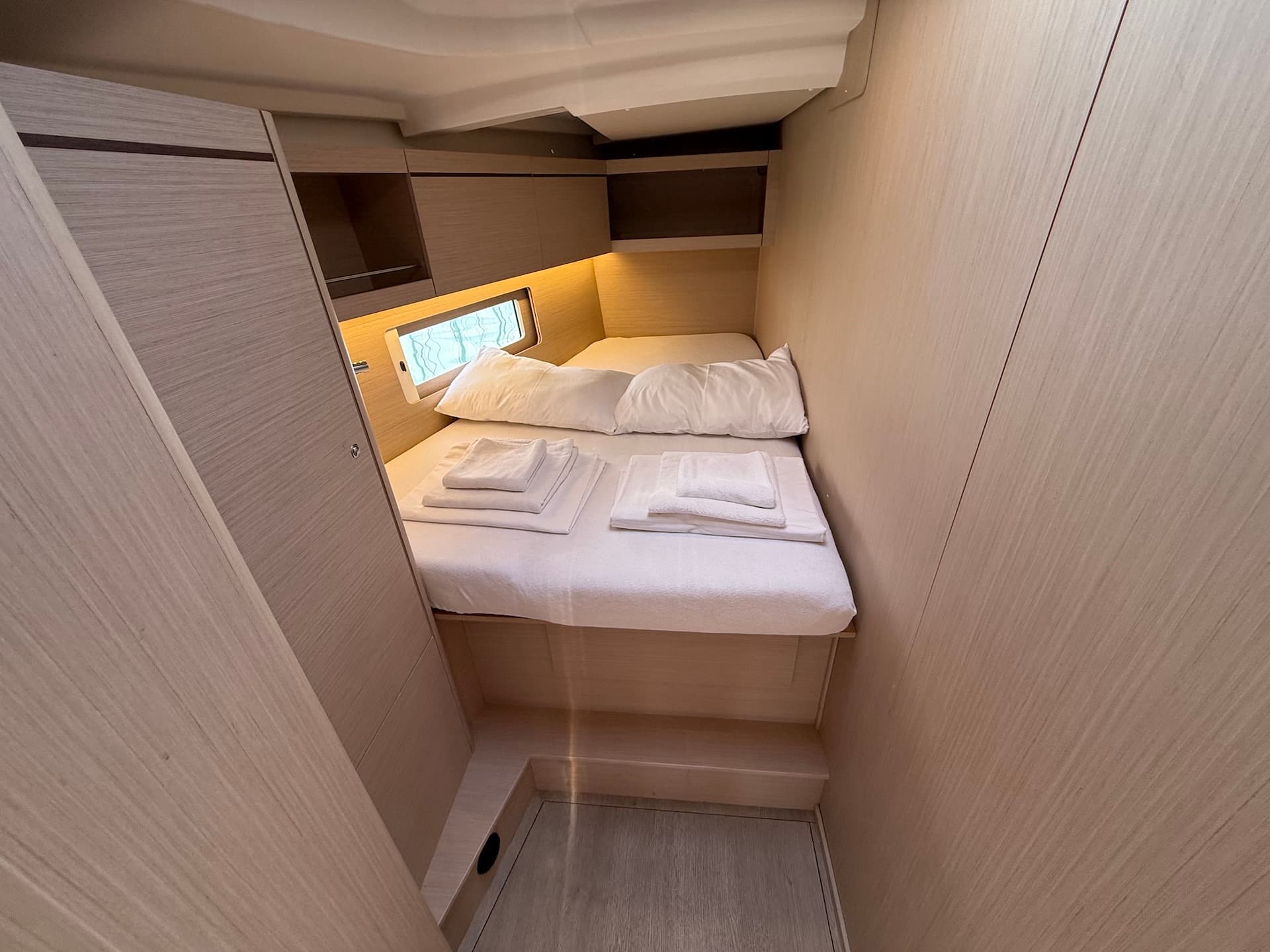 Oceanis 46.1 - photo 18