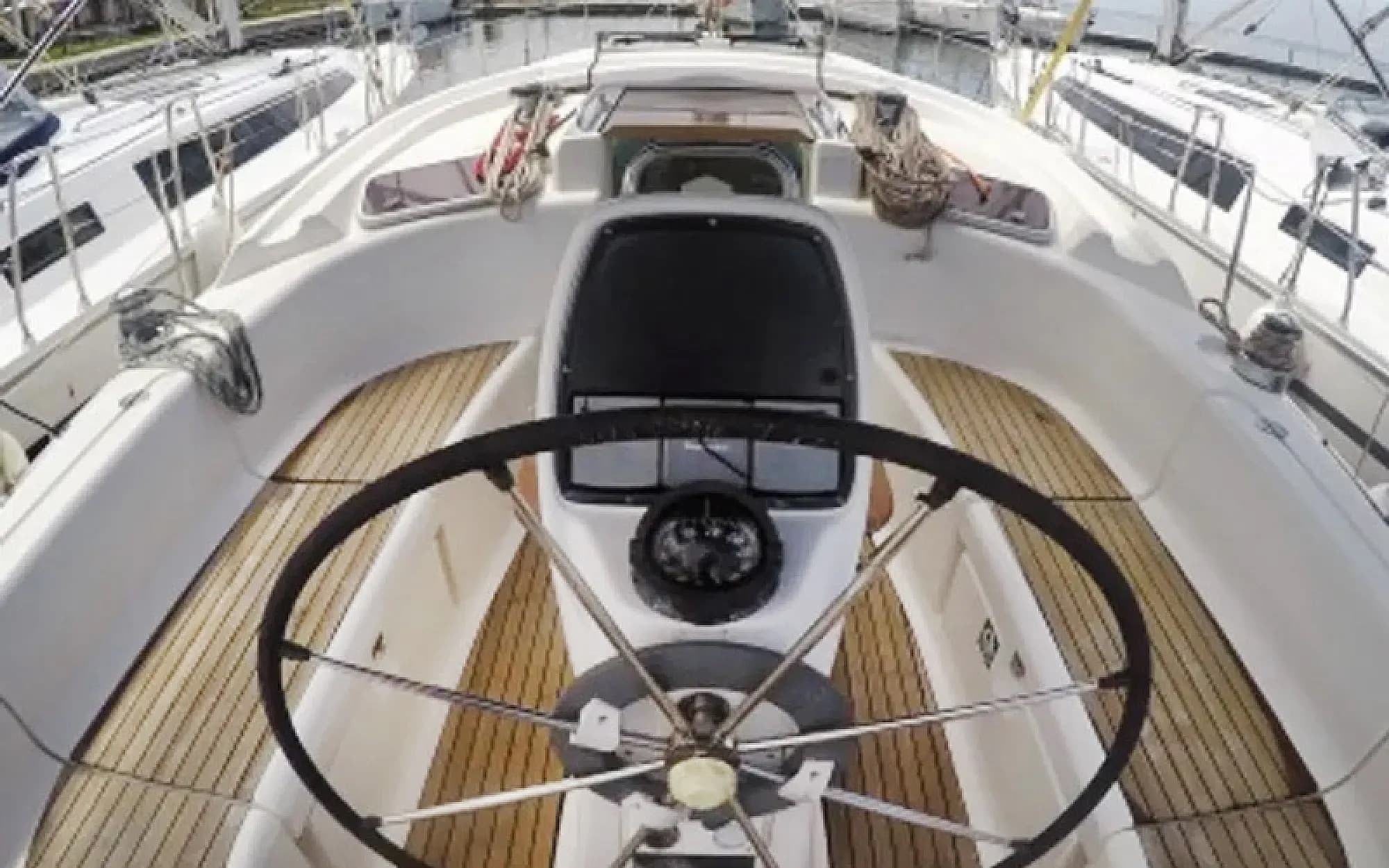 Bavaria 37 - photo 6