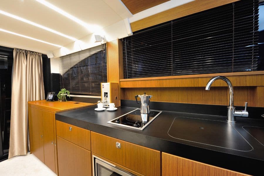 Bavaria Virtess 420 Fly - photo 23