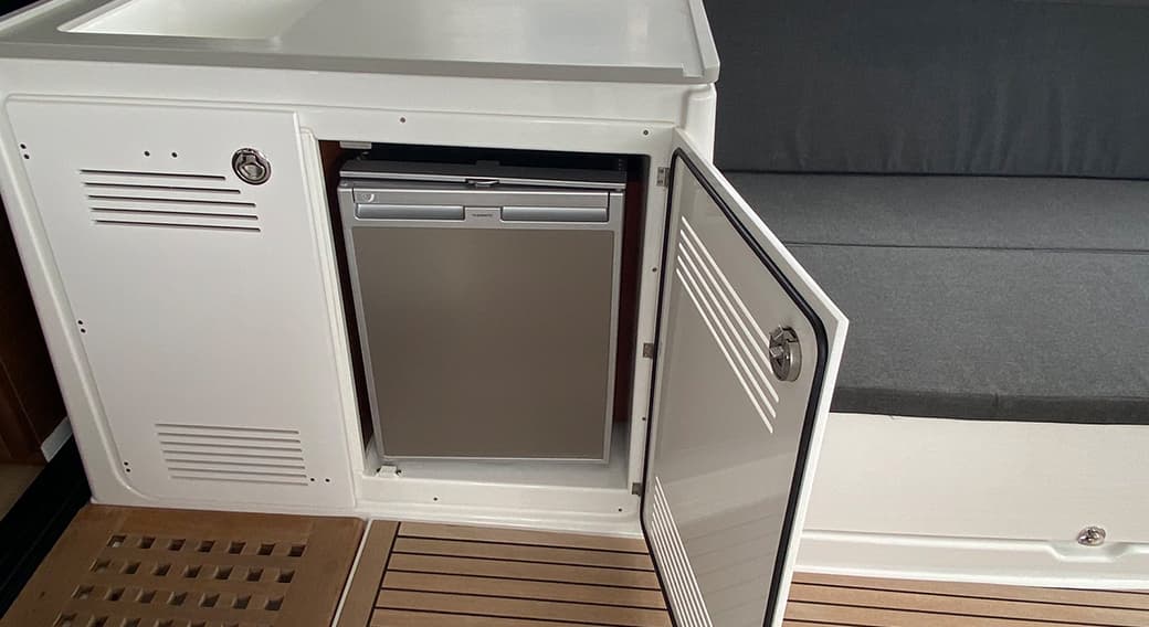 Lagoon 46  - photo 8