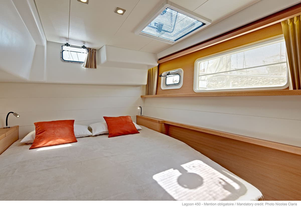 Lagoon 450 Fly - photo 8