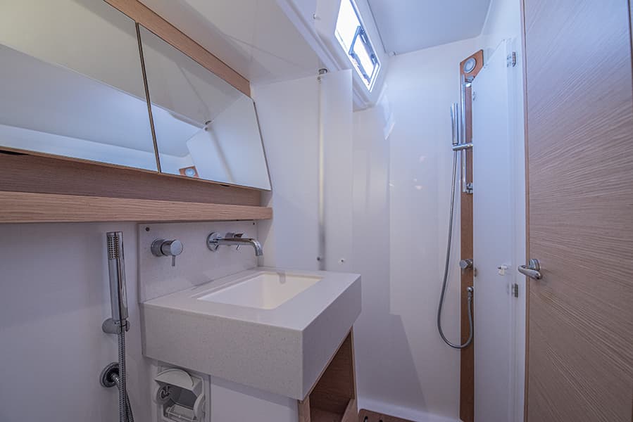 Dufour 530 - photo 16