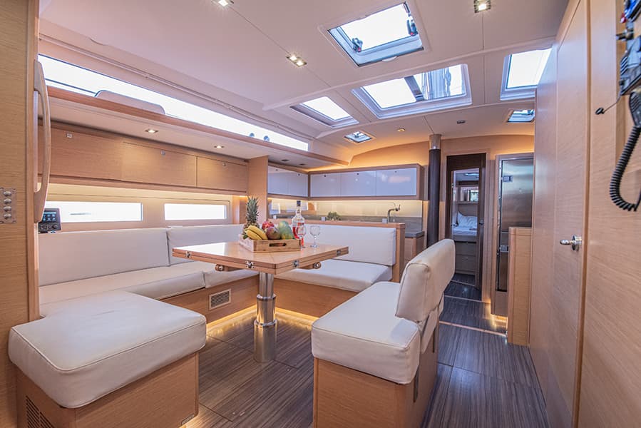 Dufour 530 - photo 10