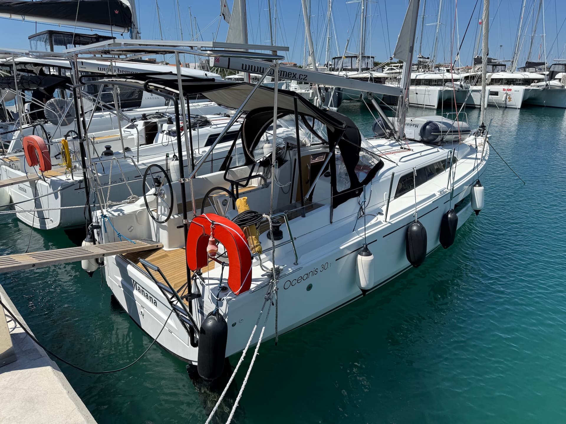 Oceanis 30.1 - photo 5