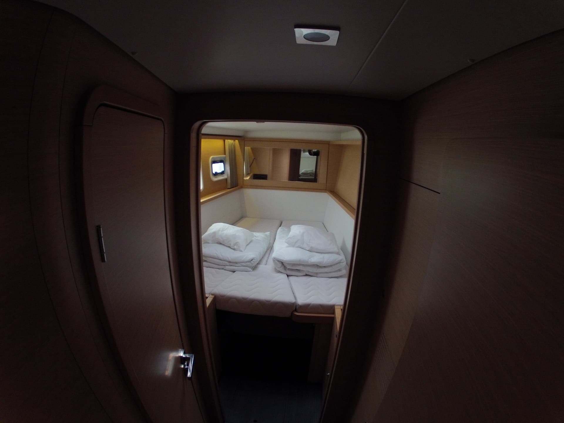 Lagoon 450 - photo 25