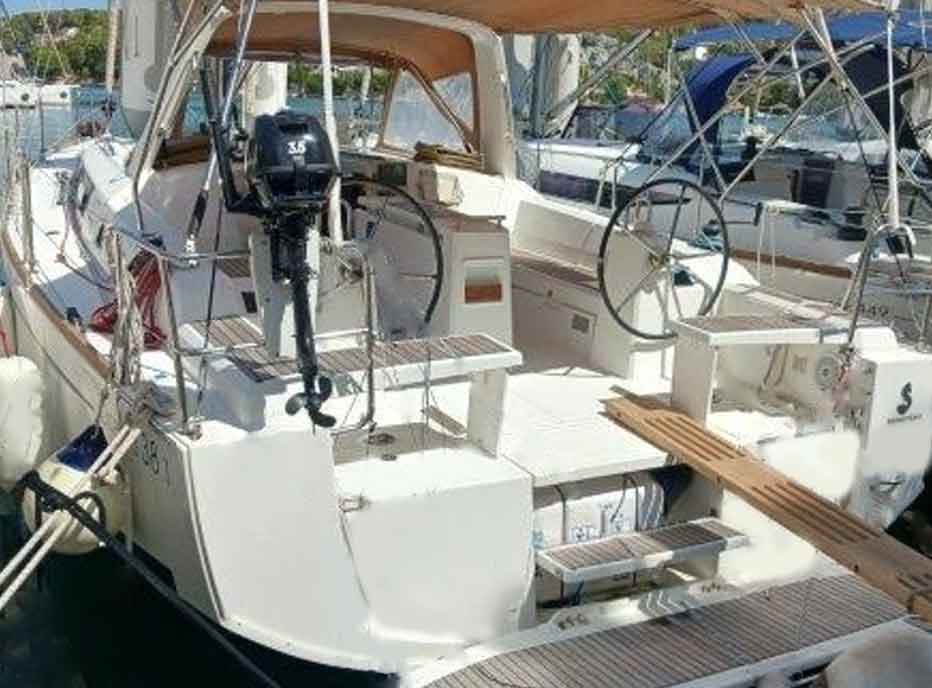 Oceanis 38.1 - photo 9