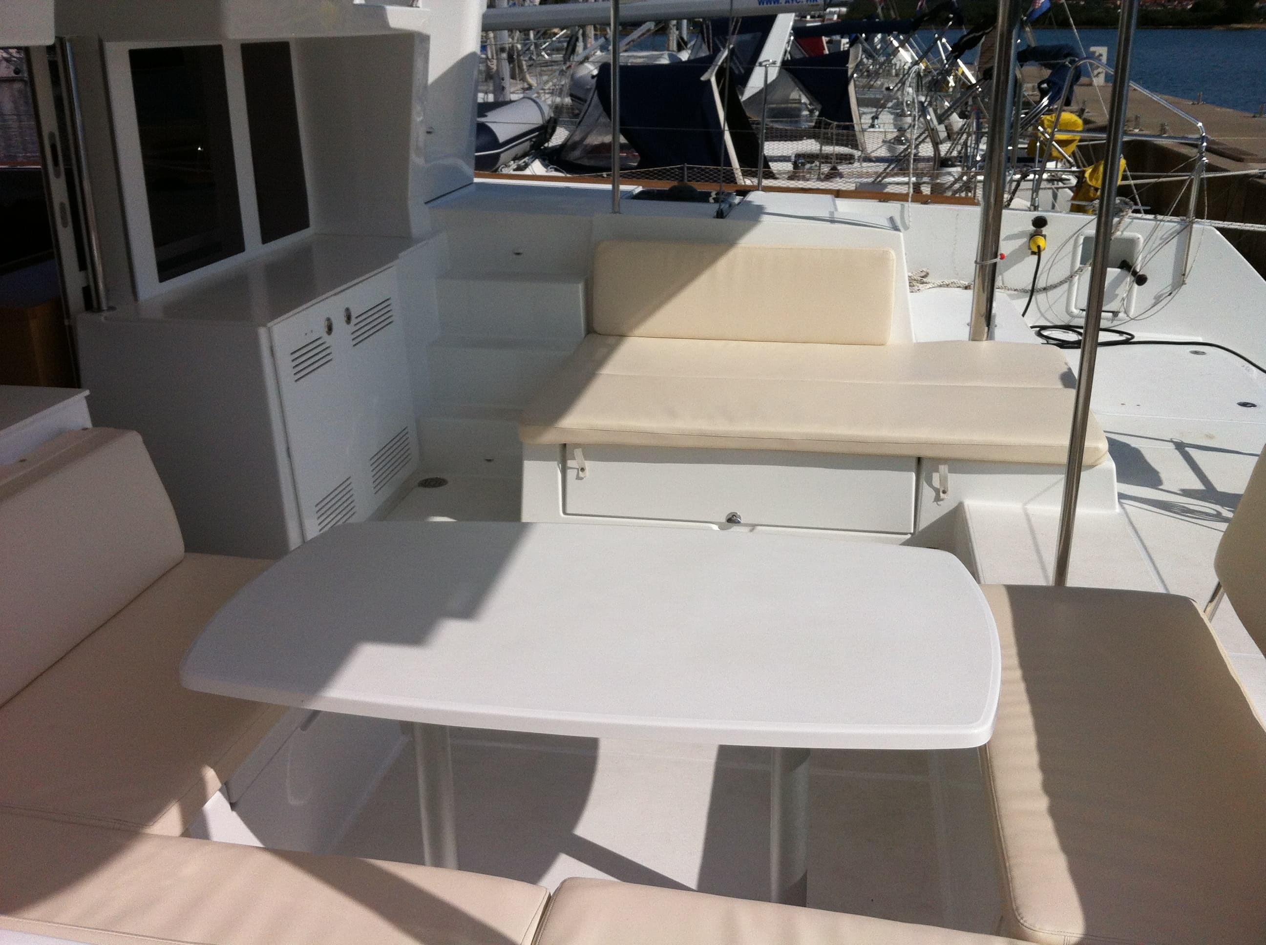 Lagoon 450 - photo 12