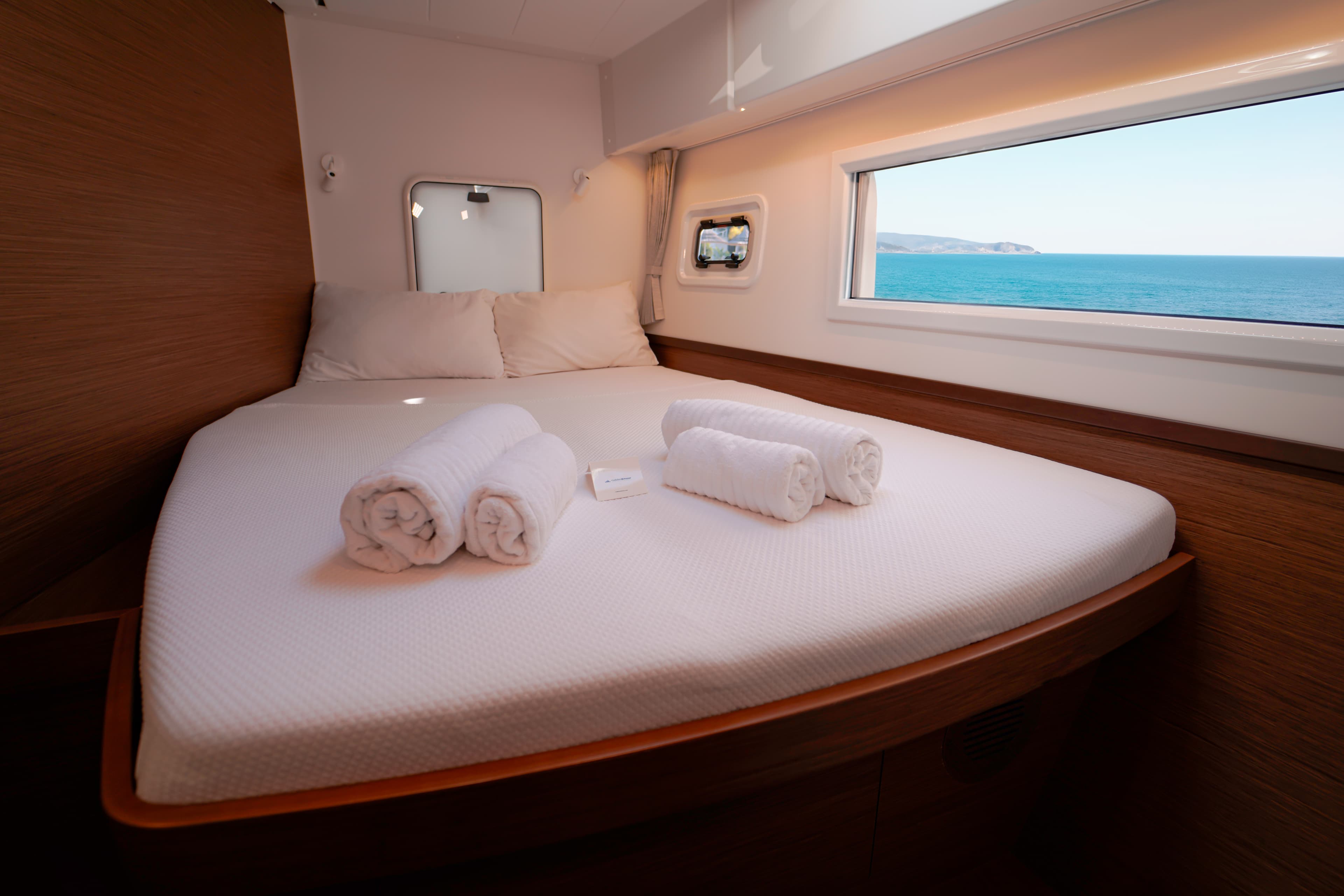 Lagoon 42 - photo 11