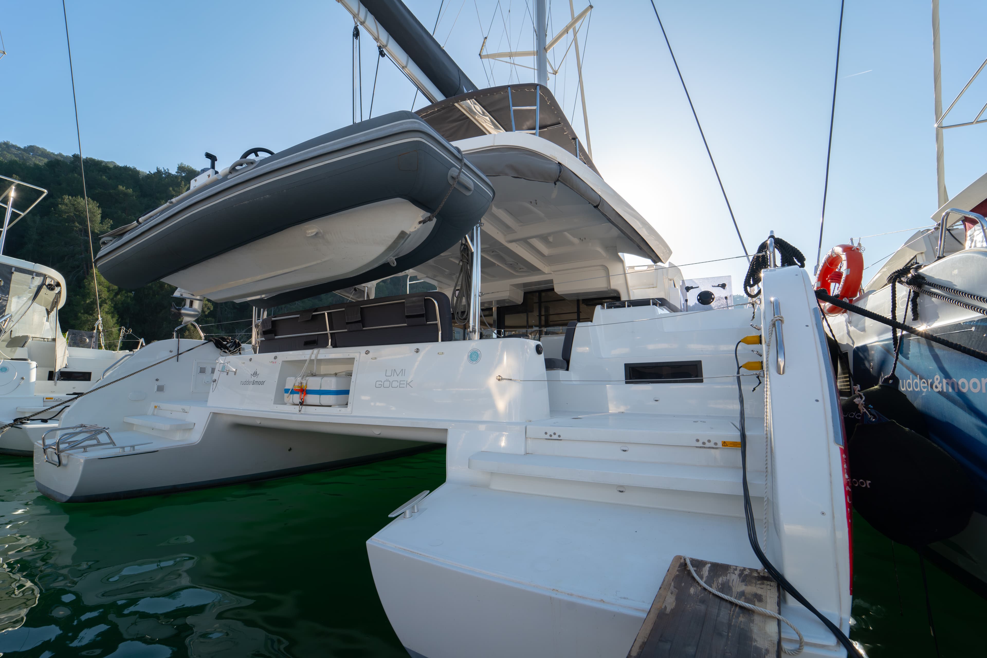 Lagoon 46  - photo 5