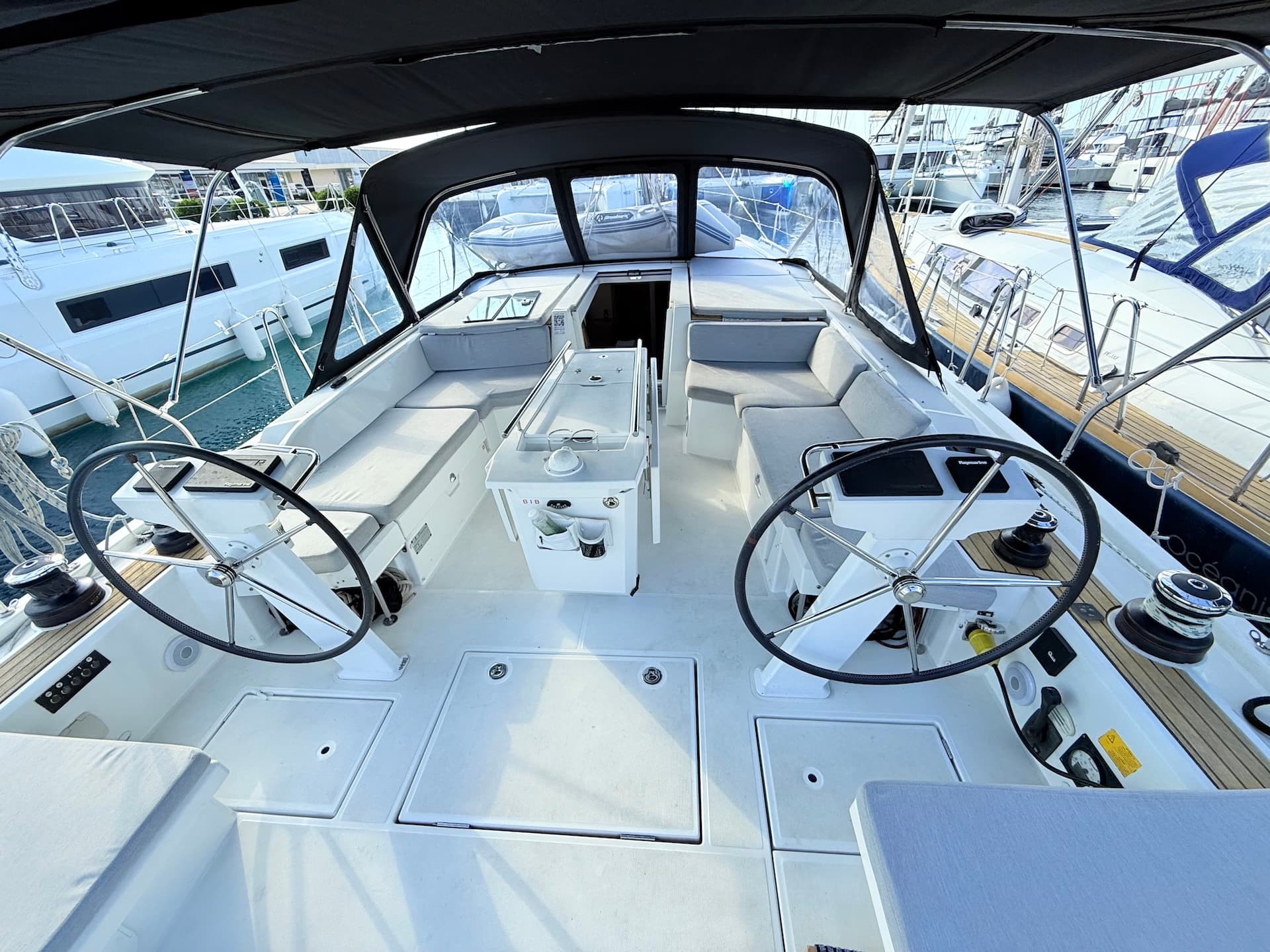 Oceanis 46.1 - photo 6