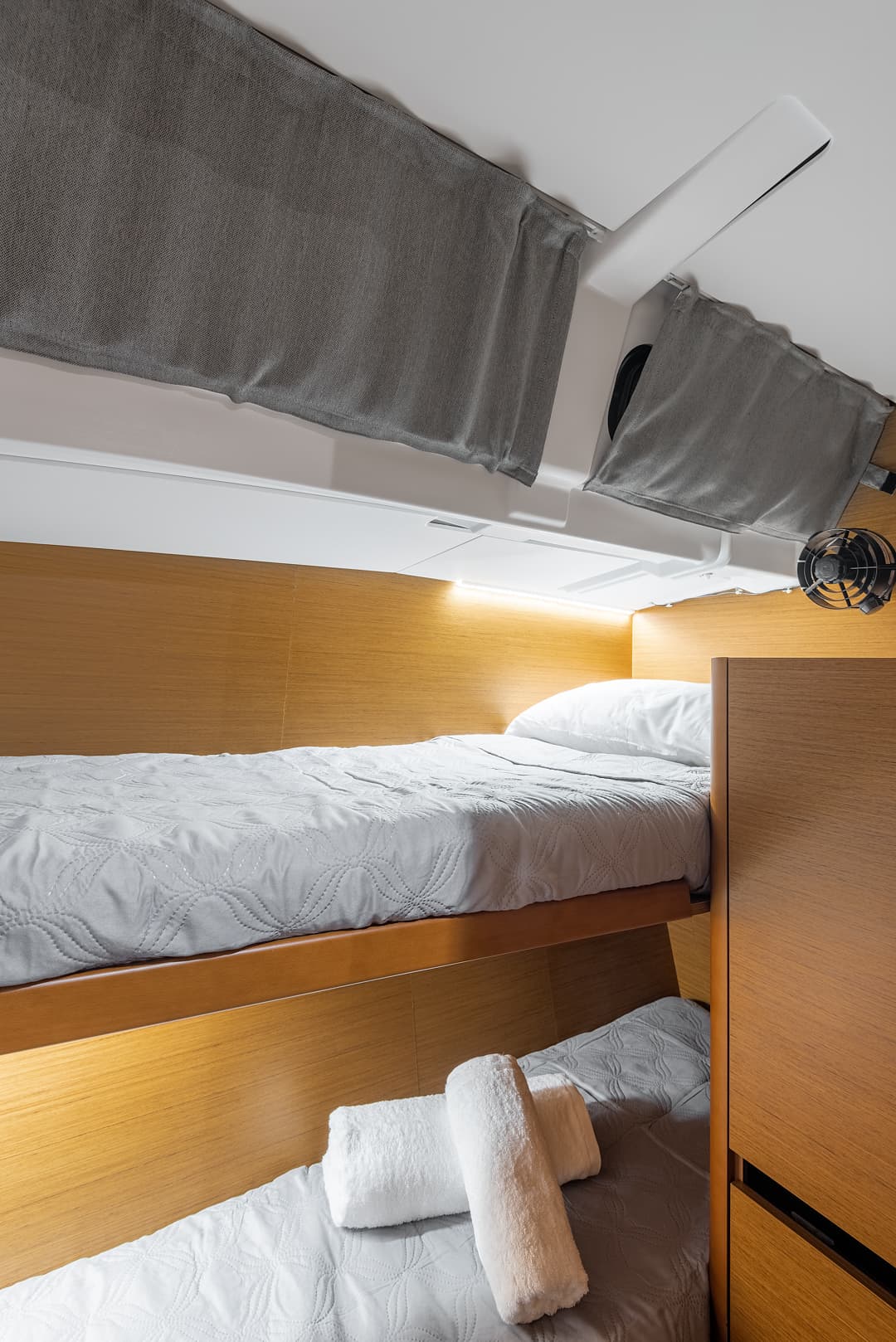 Sun Odyssey 490 - photo 6