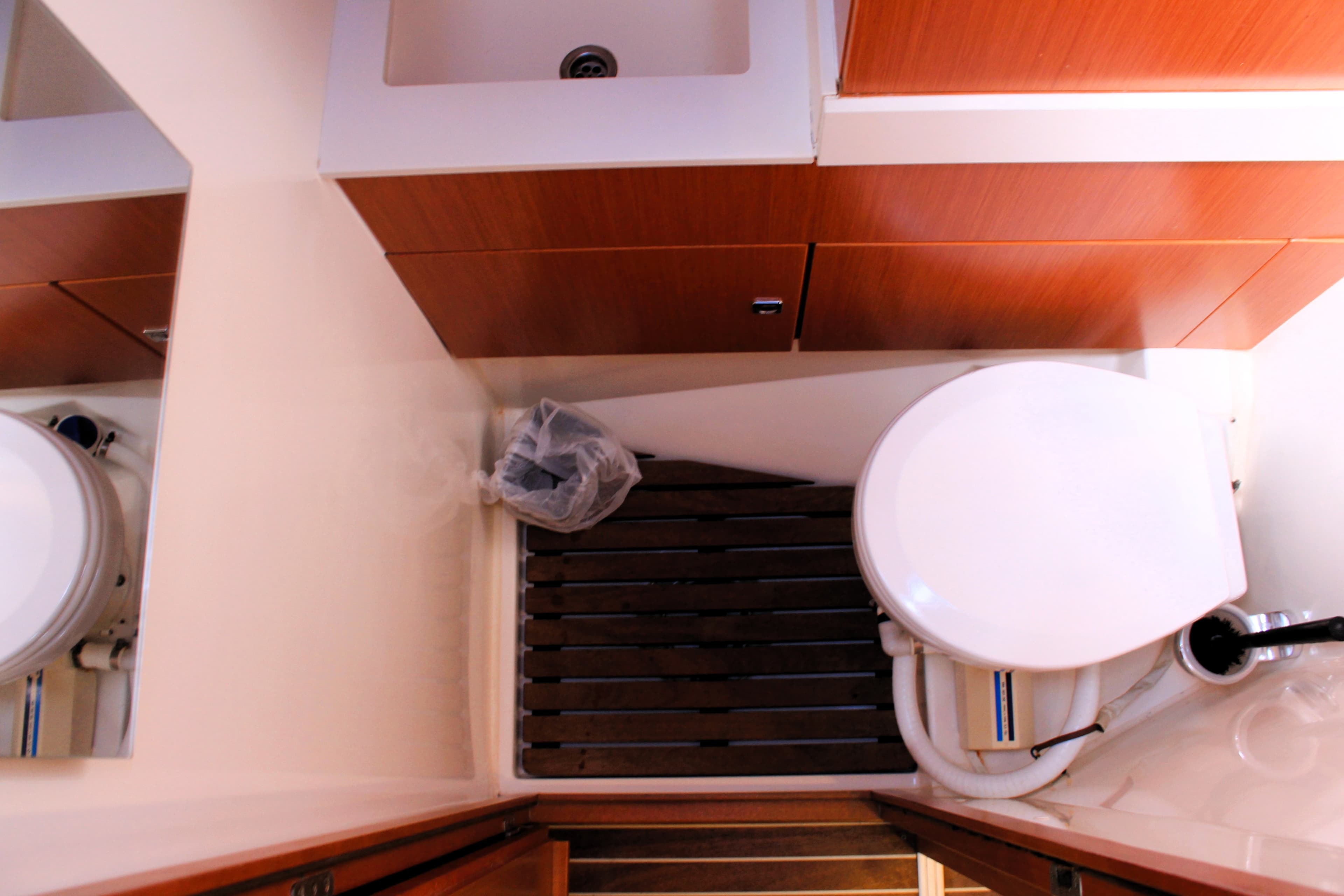 Bavaria C45 Style - photo 22