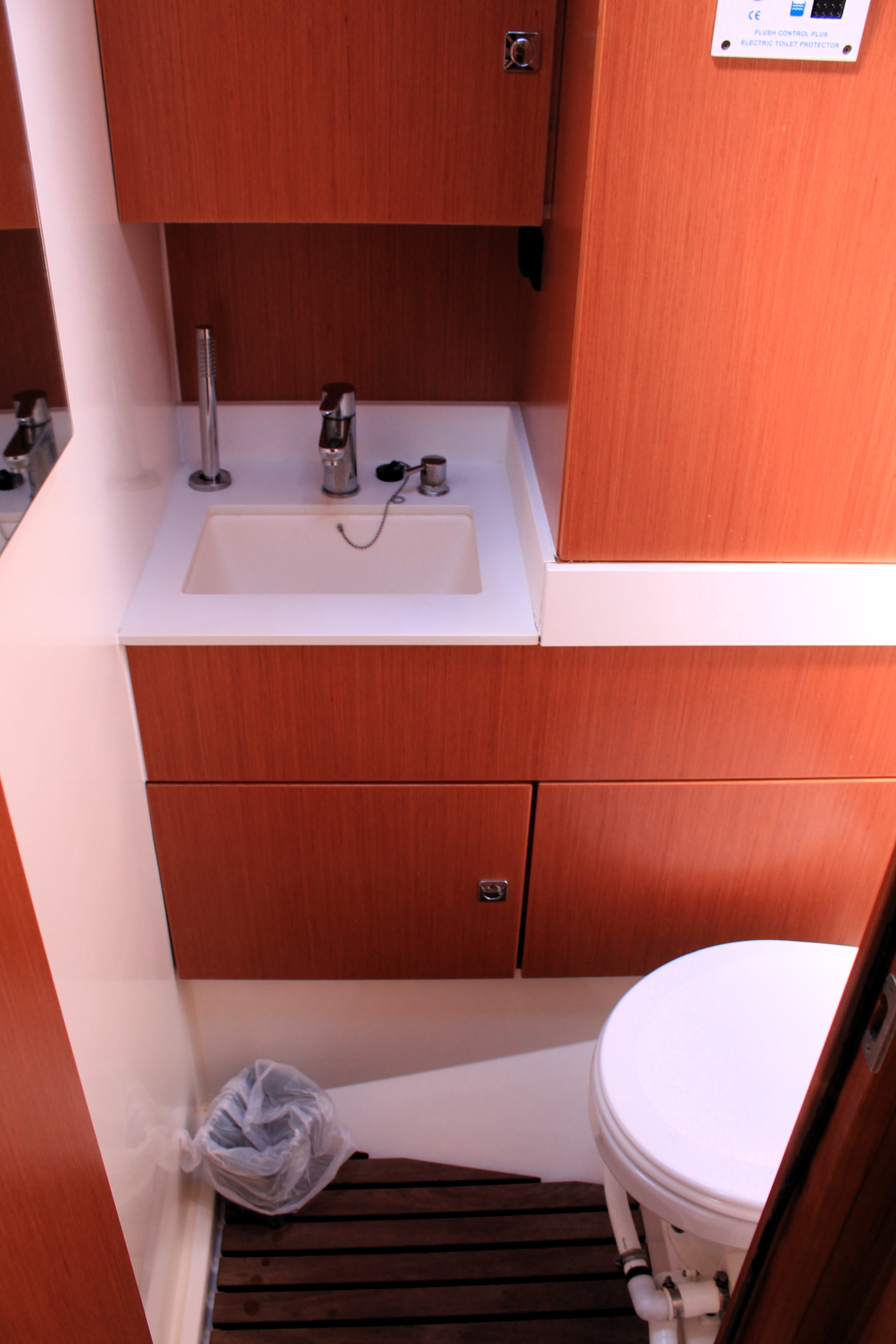 Bavaria C45 Style - photo 21