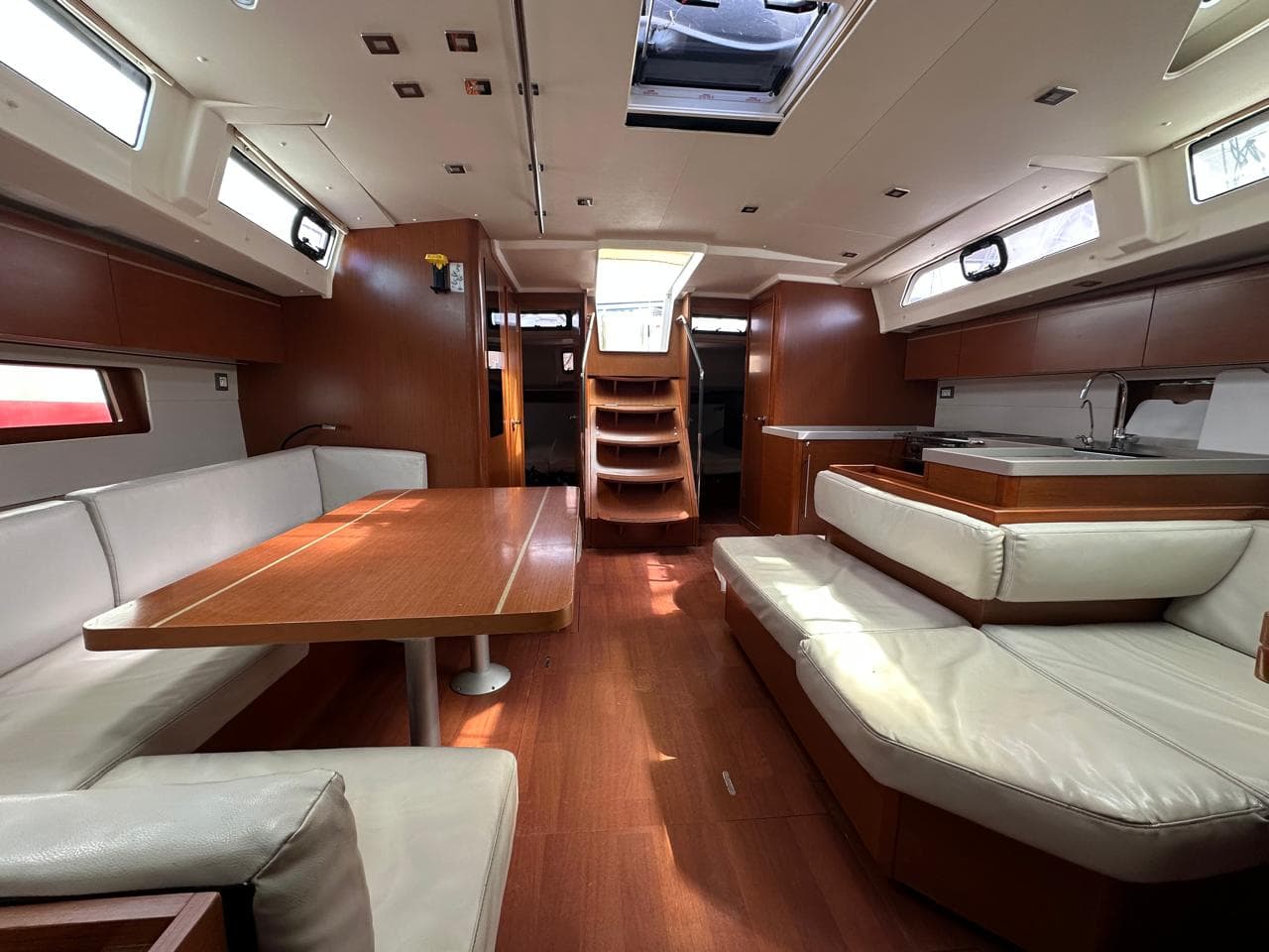 Oceanis 51.1 - photo 5