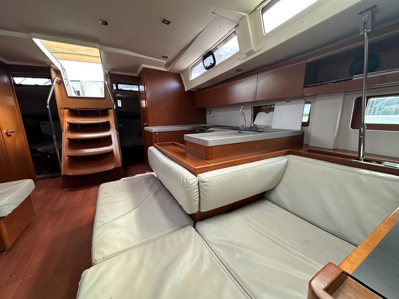 Oceanis 51.1 - photo 4