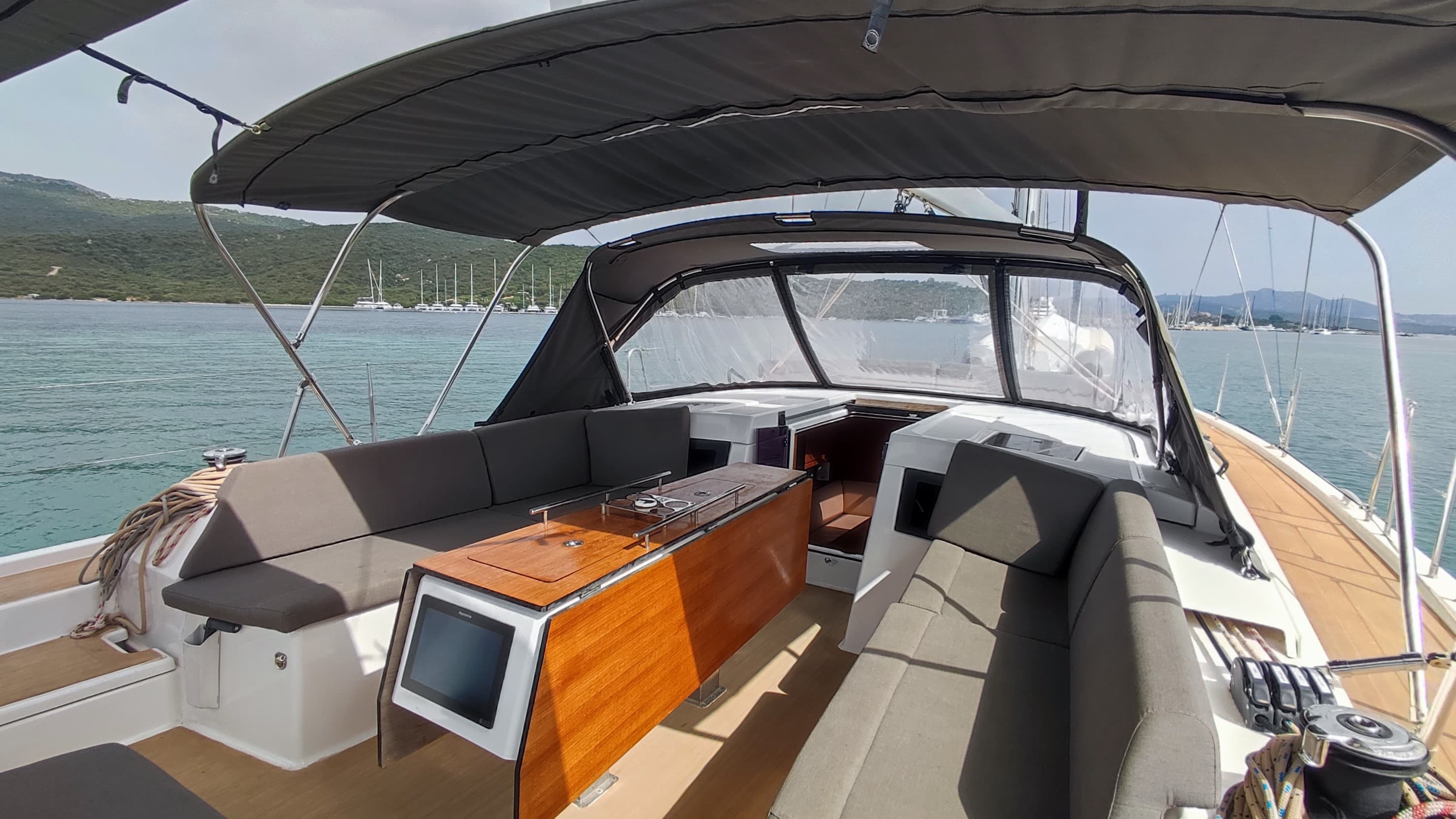 Dufour 470 - photo 4