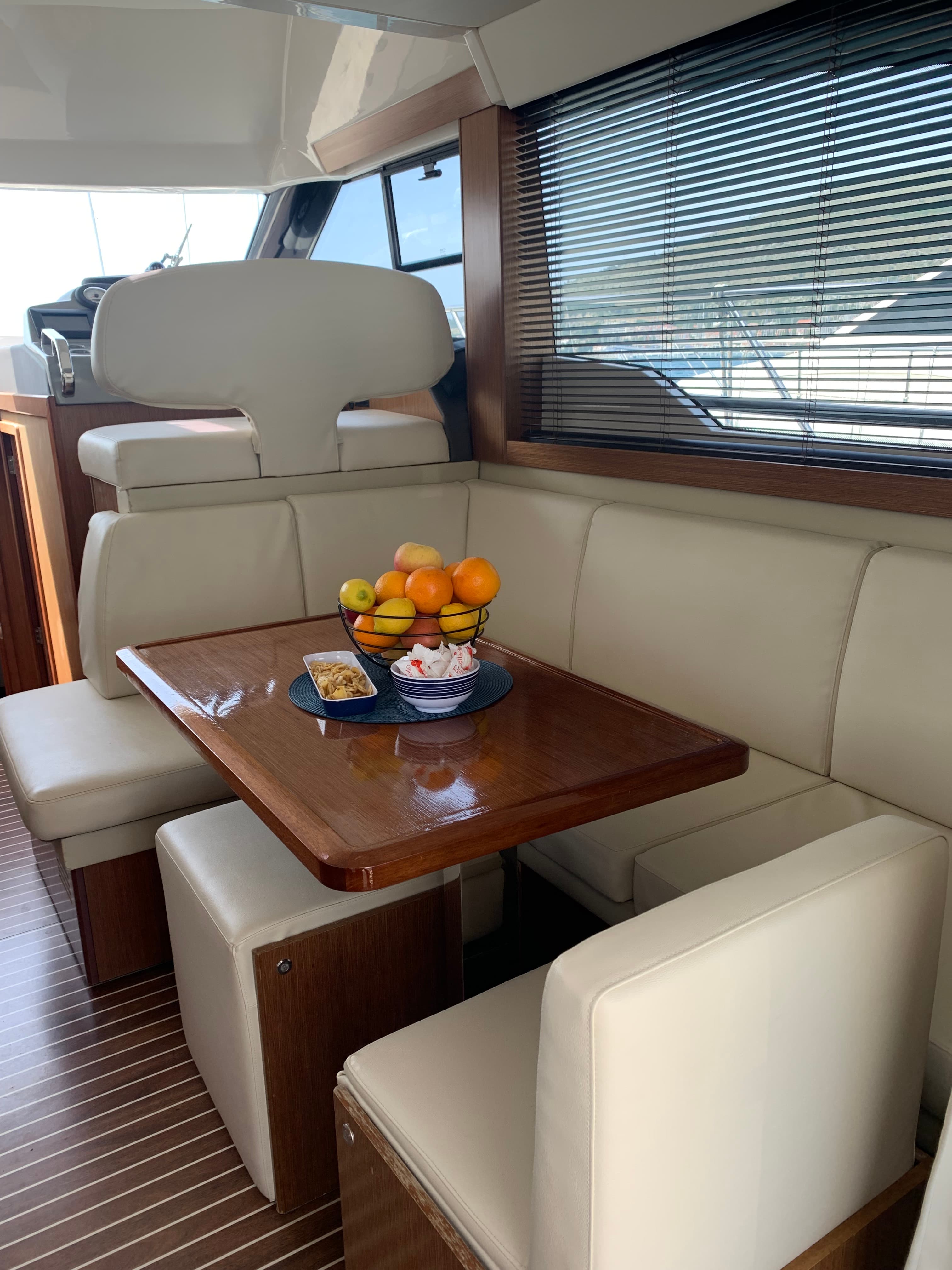 Bavaria Virtess 420 Fly - photo 5