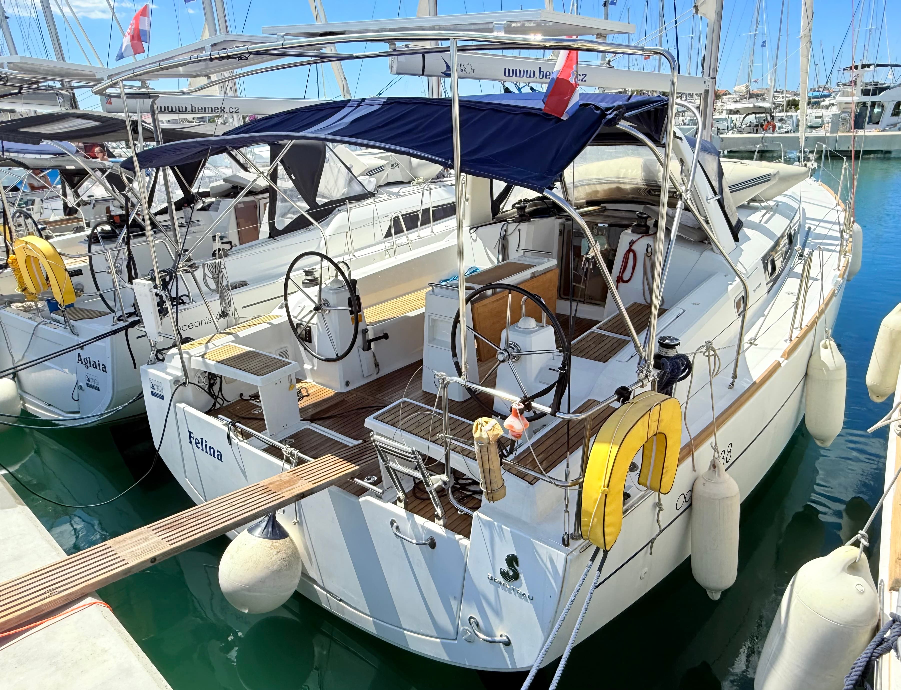 Oceanis 38 - photo 5