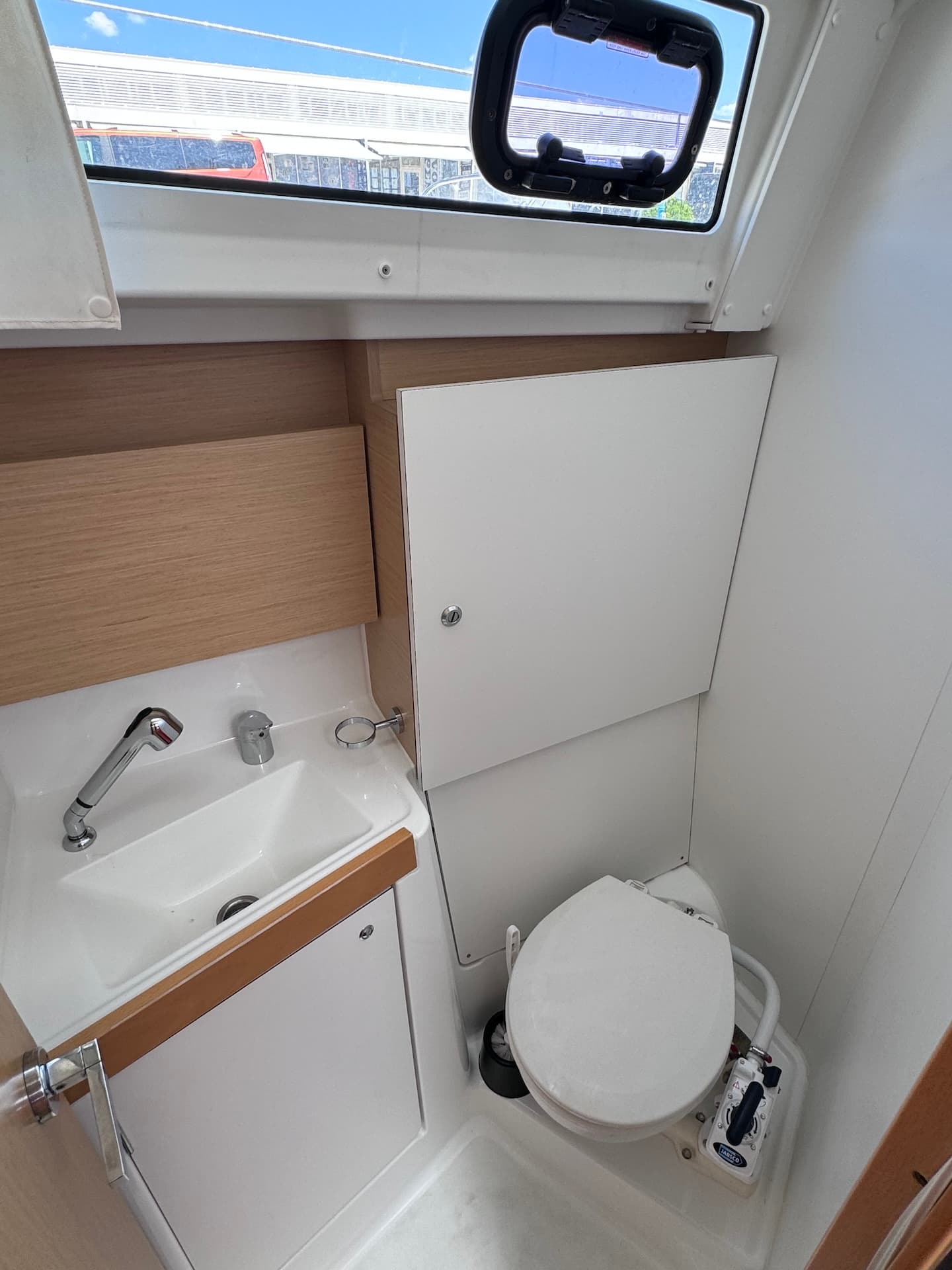 Oceanis 38 - photo 13