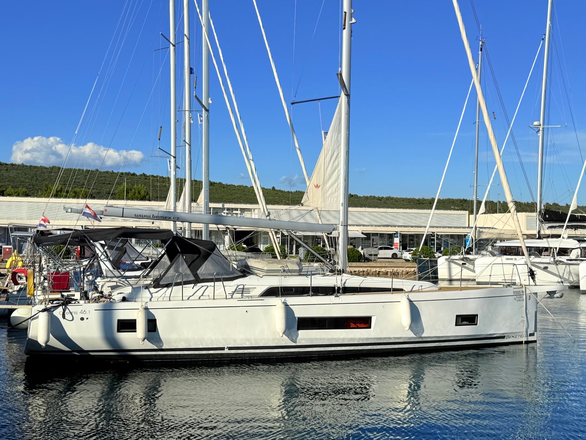 Oceanis 46.1 - photo 4