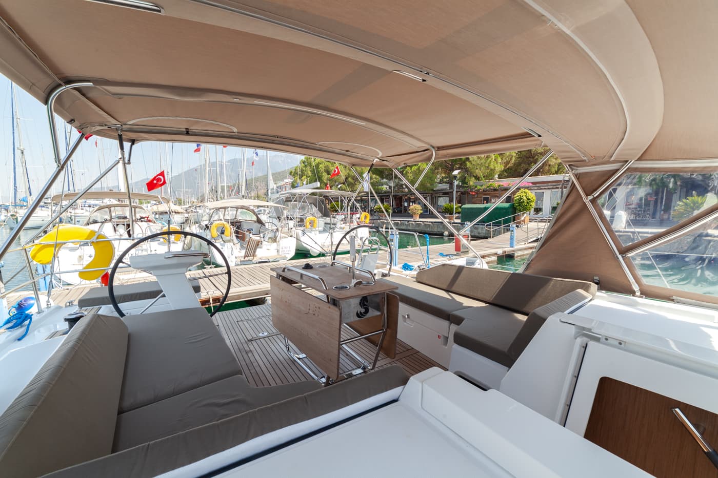 Oceanis 46.1 - photo 7