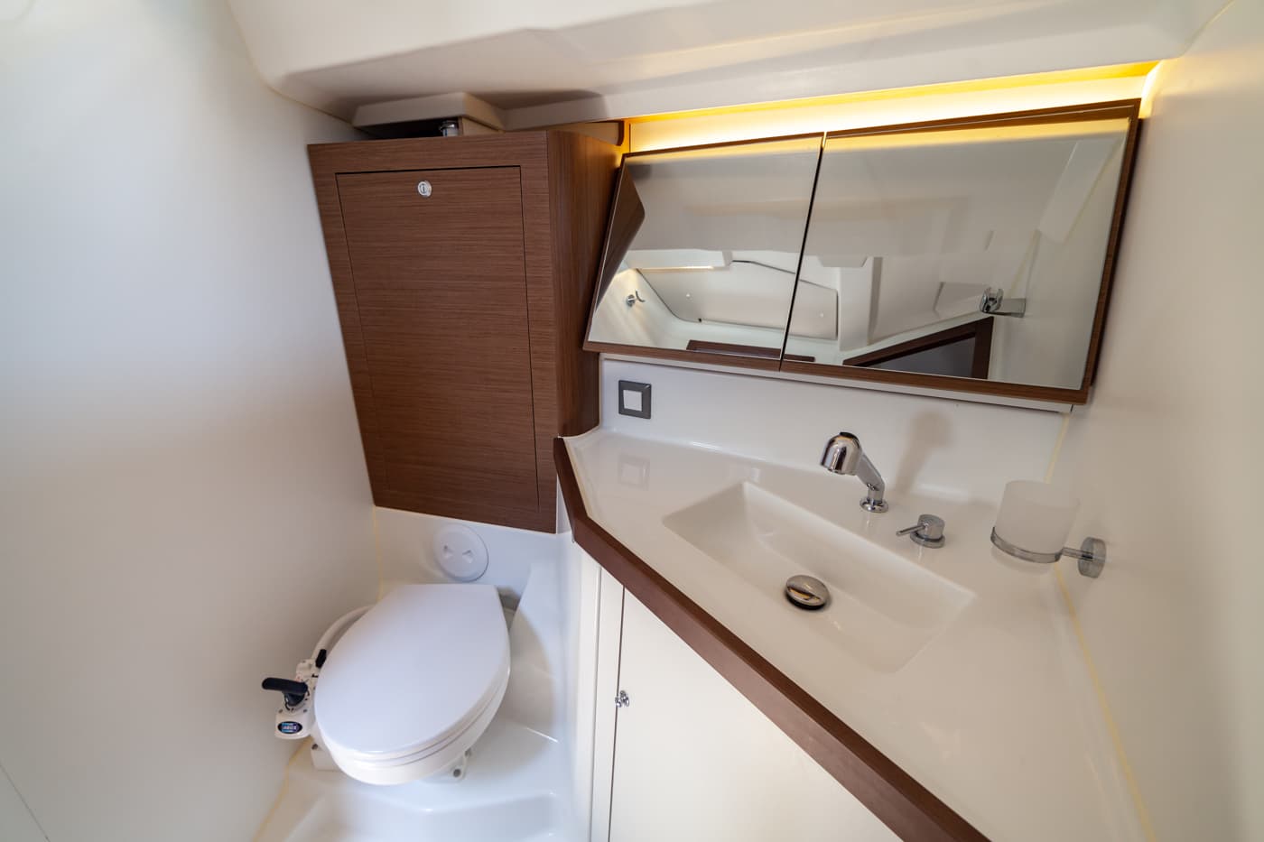 Oceanis 46.1 - photo 4