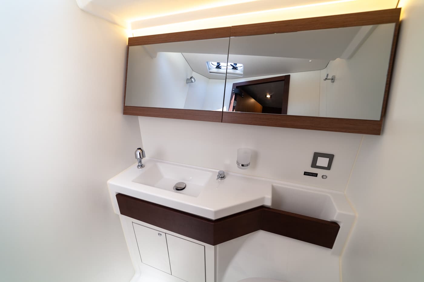 Oceanis 46.1 - photo 12