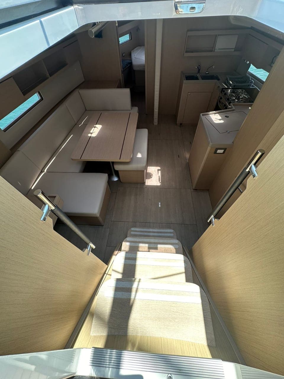 Oceanis 40.1 - photo 8